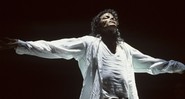 Michael Jackson, em apresentação em Los Angeles, em janeiro de 1989 (Foto: Greg Allen / Retna Ltd./MediaPunch /IPX)