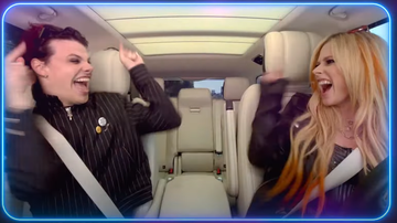 Yungblud e Avril Lavigne nos novos episódios de Carpool Karaoke (Reprodução)