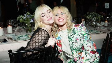 Miley Cyrus e Billie Eilish no LACMA Arts + Film Gala de 2021 (Foto: Getty Images)
