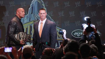 Dwayne Johnson e John Cena (Foto: Taylor Hill/Getty Images)
