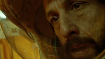 Adam Sandler em 'Spaceman' (Foto: Reprodução)