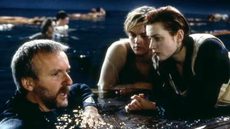 James Cameron, Leonardo Dicaprio e Kate Winslet no set de Titacnic (Foto: 20th Century Fox/Allstar)