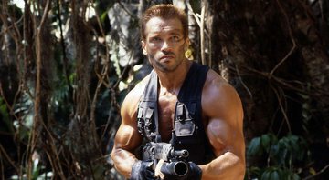 Arnold Schwarzenegger em Predador (Foto: Divulgação/ 20th Century Studios)