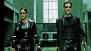 Carrie-Anne Moss e Keanu Reeves em Matrix (Foto: Divulgação)
