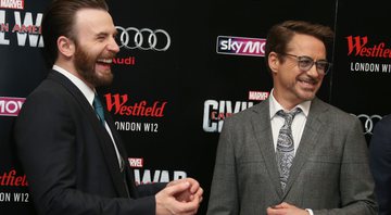 Chris Evans e Robert Downey Jr. em 2016 (Foto: Joel Ryan/Invision/AP)