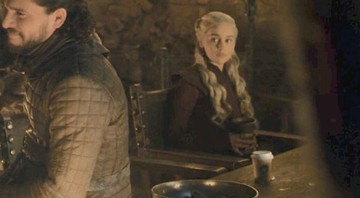 Jon Snow e Daenerys em Game of Thrones (Foto:Reprodução)