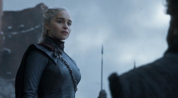 Emilia Clarke, em ação no último episódio de Game of Thrones (Foto: HBO)