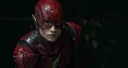 Ezra Miller como Flash em Liga da Justiça (Foto: Divulgação)