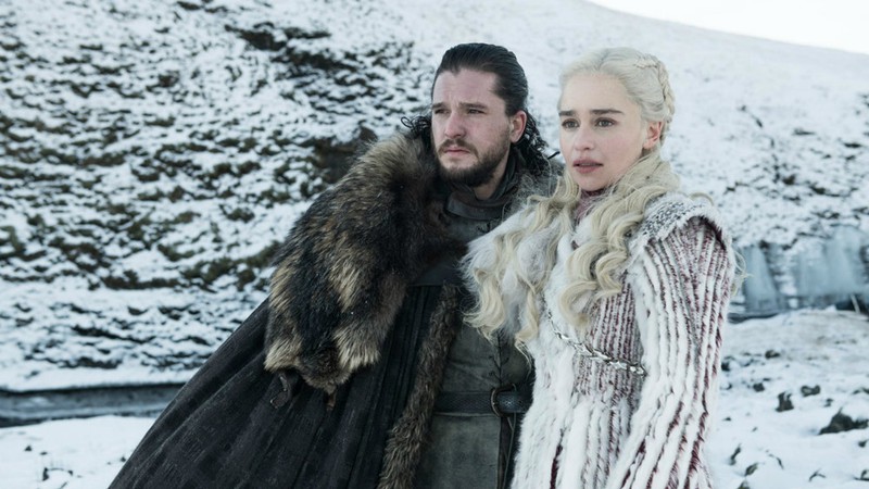Kit Harington e Emilia Clarke em Game of Thrones (foto: reprodução HBO)