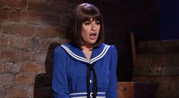 Lea Michele interpretando Fanny Brice em Glee (Foto: Reprodução / FX)