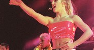 Britney apresenta <i>...Baby One More Time</i>, em 1999 - AP