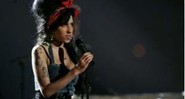 Amy Winehouse, uma das cantoras que vai cantar "Parabéns a Você" para Nelson Mandela - AP