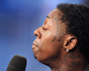 Lil Wayne é o novo rapper a dominar a música, com um milhão de cópias vendidas em uma semana - AP