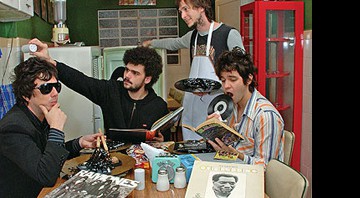 FORGOTTEN BOYS (Da esquerda para a direita) Flávio Cavichioli, Zé Mazzei, Chuck Hipolitho e Gustavo Riviera