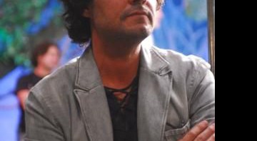Felipe Camargo é Dante, diretor da companhia de teatro shakespeariana de <i>Som e Fúria</i> - TV Globo/Zé Paulo Cardeal