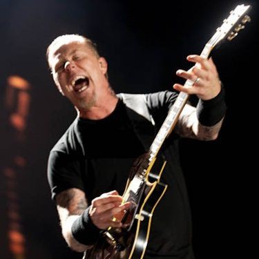 James Hetfield à frente do Metallica - Marcos Hermes