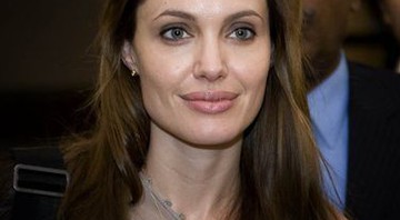 Angelina Jolie grava atualmente seu primeiro filme como diretora, <i>United Love Story</i> - AP