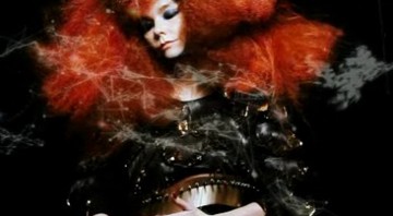 Björk - Reprodução/Vídeo