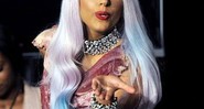 Um dos visuais mais comentados de Lady Gaga é este: o vestido de carne crua usado pela cantora no VMA 2010 deu o que falar - AP