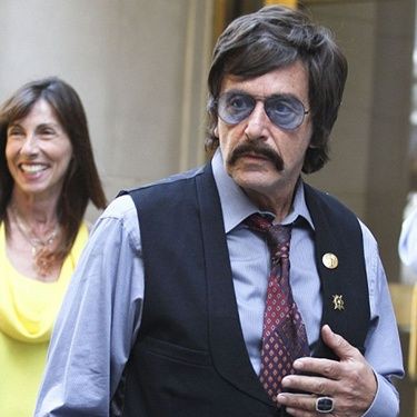 Al Pacino no set, como Phil Spector - Reprodução/Daily Mail
