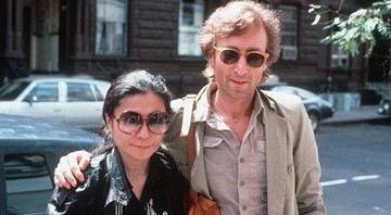 Galeria – Artistas presos por porte de drogas – John Lennon e Yoko Ono - AP