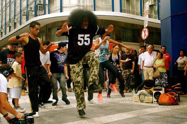 O pedaço de chão, na esquina das ruas 24 de maio com a Praça Dom José Gaspar, foi o palco em que floresceu o inicio do movimento hip-hop - Divulgação/Gilberto Yoshinaga