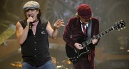 Brian Johnson e Angus Young, do AC/DC (Foto: Jeff Zelevansky/AP)