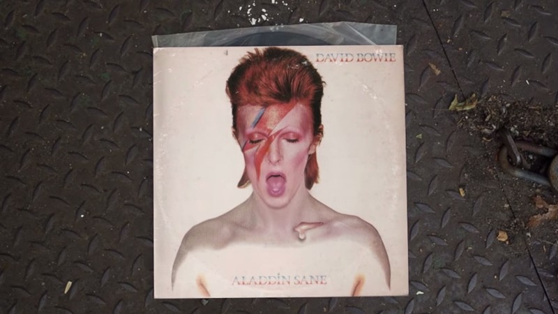 David Bowie - Reprodução/Vídeo