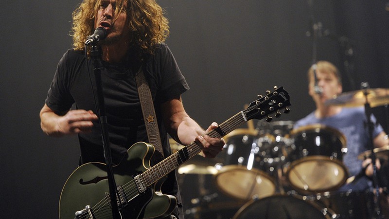 Chris Cornell e Matt Cameron, durante apresentação do Soundgarden - Chris Pizzello/AP