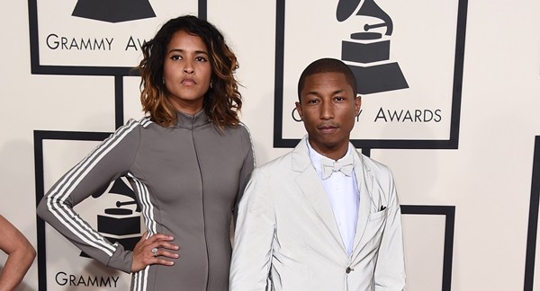 Pharrell no tapete vermelho do Grammy 2015 - AP