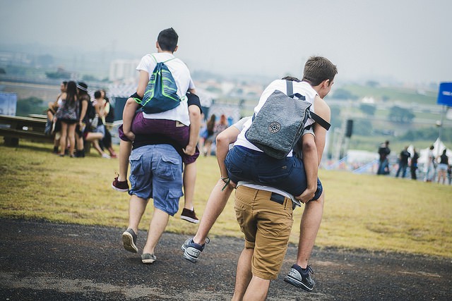 Público chega ao segundo dia do Lollapalooza 2015 - Divulgação/I Hate Flash