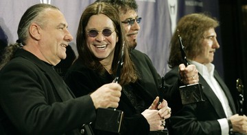 Black Sabbath e o baterista Bill Ward (Foto: Stuart Ramson/AP)