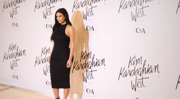 Kim Kardashian durante entrevista coletiva em São Paulo. - Julia Grasmann