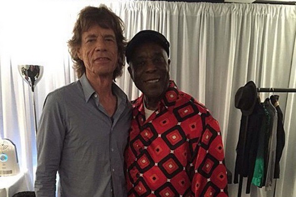 Mick Jagger e Buddy Guy durante show em 23 de junho de 2015, em Milwaukee, Estados Unidos - Reprodução / Instagram