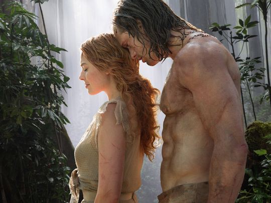 Alexander Skarsgård e Margot Robbie em <i>The Legend of Tarzan</i> - Reprodução/Twitter/ Jonathan Olley