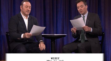 Kevin Spacey e Jimmy Fallon em quadro do programa <i>Tonight Show</i>  - Reprodução/Vídeo