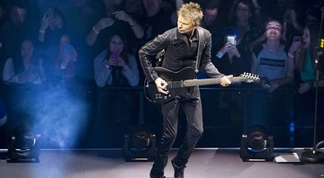 Muse durante show no TD Garden, em Boston, nos Estados Unidos, em janeiro de 2016 - Winslow Townson/AP