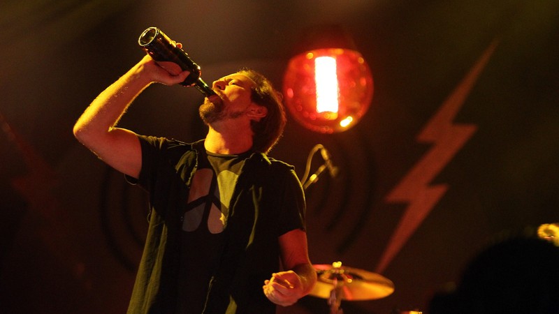 Eddie Vedder durante show do Pearl Jam no Estádio Morumbi, em São Paulo, em novembro 2015 - Sergio Castro/Agencia Estado/AP