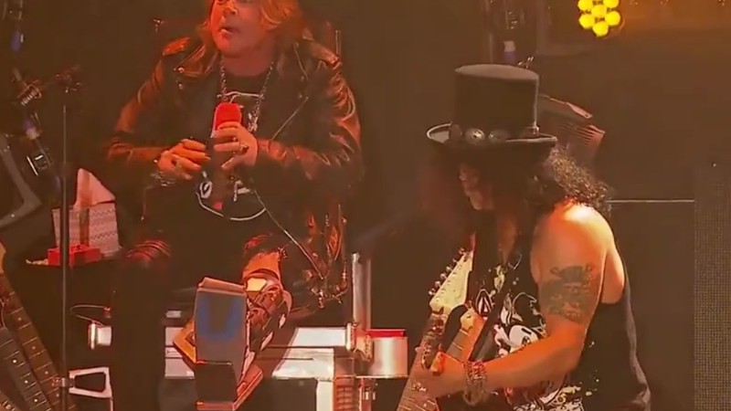Axl Rose e Slash durante show de reunião do Guns N' Roses no Coachella - Reprodução/Instagram