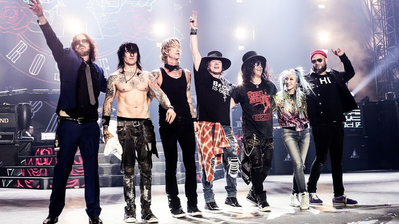 Guns N' Roses em imagem de apresentação da turnê de reunião <i>Not in This Lifetime</i>, que conta com Axl Rose, Slash e Duff McKagan - Divulgação