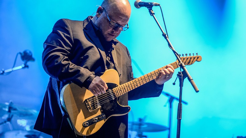 Black Francis durante show do Pixies no festival NOS Alive, em Portugal - Julien Reynaud/AP