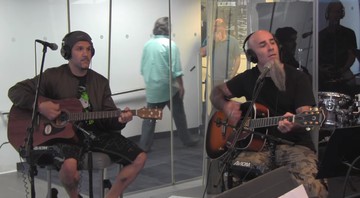 Integrantes do Anthrax apresentando uma versão de “Comfortably Numb”, do Pink Floyd, no <i>Opie Radio</i>, da rádio norte-americana SiriusXM - Reprodução/Vídeo
