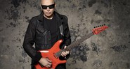 Joe Satriani - Larry DiMarzio
