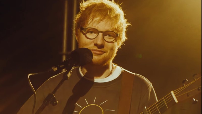 Ed Sheeran no vídeo de "Eraser" - Reprodução