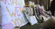 Tributos às vítimas do show do ataque terrorista ocorrido no show da cantora Ariana Grande em Manchester, na Inglaterra, em 23 de maio de 2017. As homenagens foram colocadas na praça St. Ann. 



 - AP