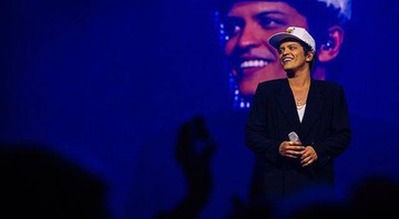 O cantor Bruno Mars - Reprodução/Facebook