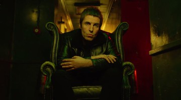 Liam Gallagher em cena do clipe do single “Wall Of Glass” - Reprodução/Vídeo
