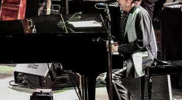 Bob Dylan em apresentação em Nottingham, na Inglaterra, em janeiro de 2017 - AP