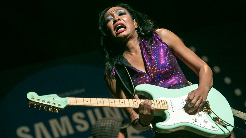 A guitarrista norte-americana Malina Moye em apresentação no Samsung Blues Festival 2017, em São Paulo - Divulgação