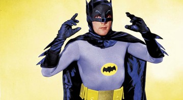 Adam West como Batman nos anos 1960 - Reprodução
